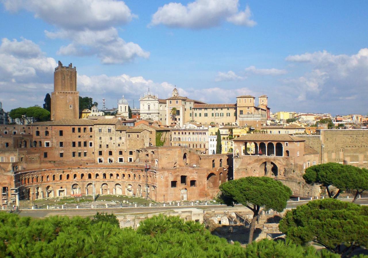 Roma Center Fori Imperiali Raffy'S Charming Suite Εξωτερικό φωτογραφία