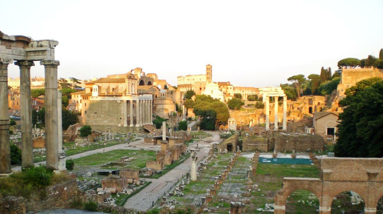 Roma Center Fori Imperiali Raffy'S Charming Suite Εξωτερικό φωτογραφία