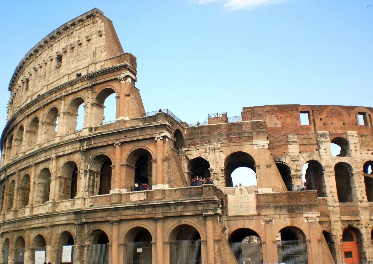 Roma Center Fori Imperiali Raffy'S Charming Suite Εξωτερικό φωτογραφία